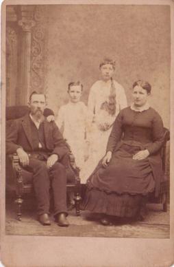 Joseph Hays and Emma Foster family